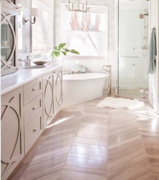photos-hgtv-chevron-hardwood-floor-white-bathtub-and-glass-door-shower-in-bright-contemporary-bathroom_chevron-wooden-floor_home-decor_home-decor-blog-decorators-rugs-decorating-catalogs-vintage-rust